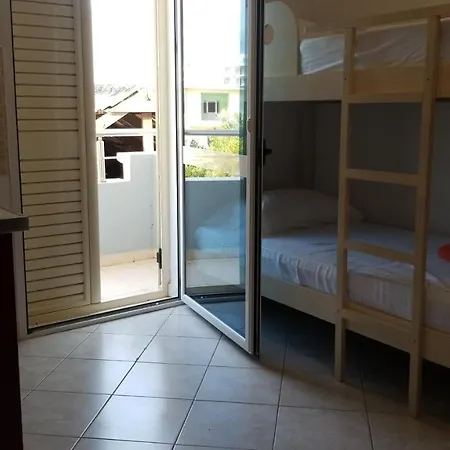Rezidenca Sinani Apartmán *