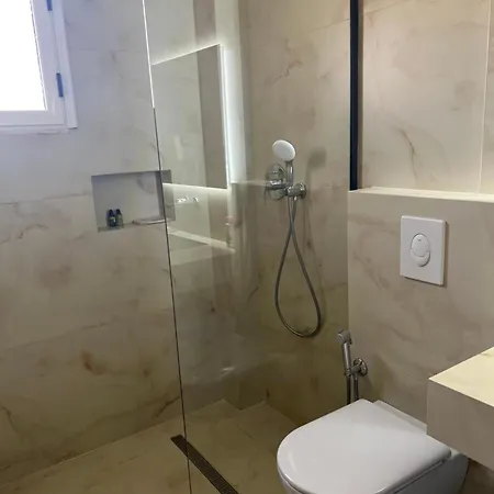 Rezidenca Sinani Apartmán *