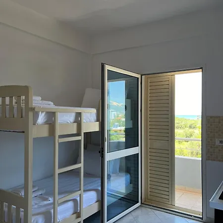Rezidenca Sinani Apartmán *