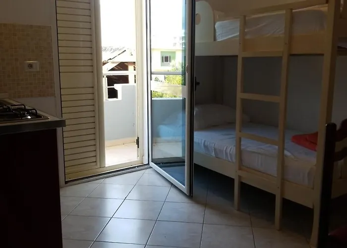 Rezidenca Sinani شقة *