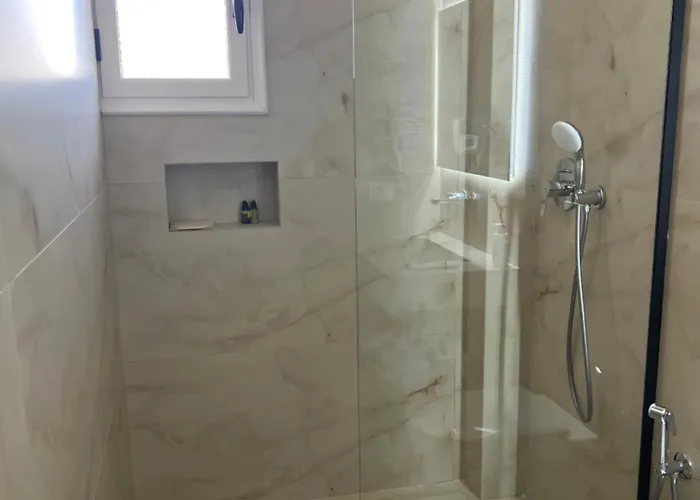 Rezidenca Sinani أوريكوم